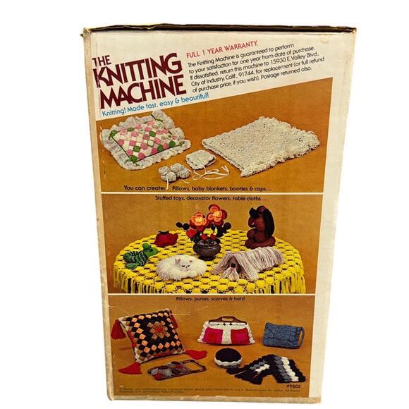 Vintage 1974 Mattel The Knitting Machine and Project Book - Picture 2 of 10